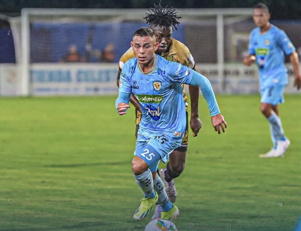 Águilas Doradas rompe su sequía con un cierre de locura ante Jaguares